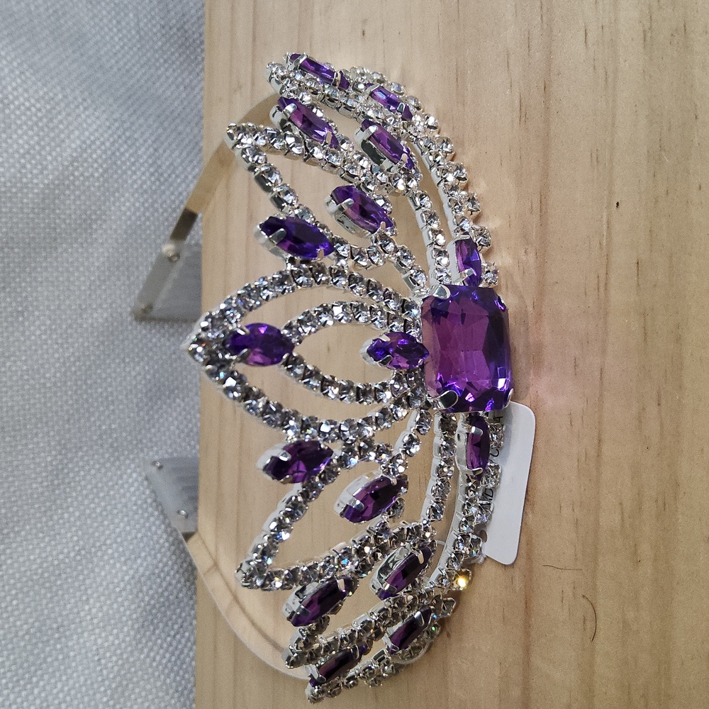 Queen Princess tiara sweet 16 party Barbiecore Bratz headpiece Halloween costume
